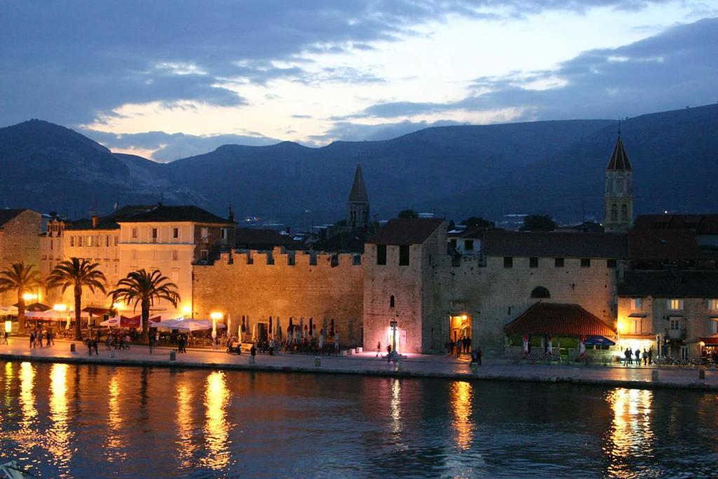 Apartman Tamara Trogir Extérieur photo